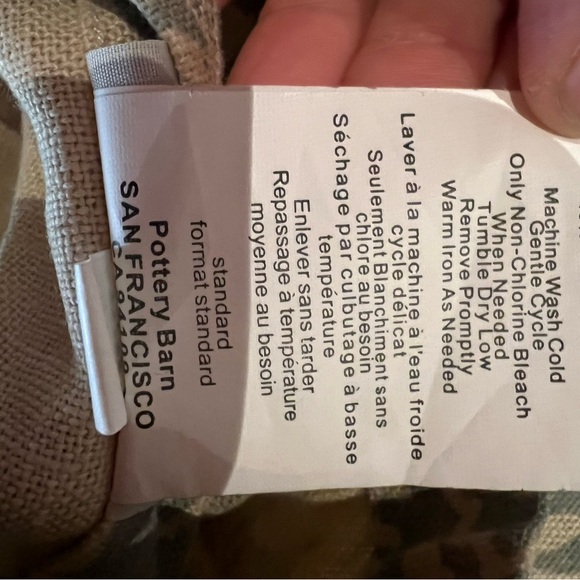 Pottery Barn Queen linen/cotton blend duvet with 2 matching standard shams - Picture 7 of 7